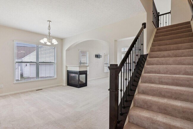 Photo - 7885 Waggoner Trace Dr