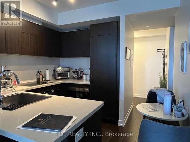 Photo - 21 Widmer St Unit 3901