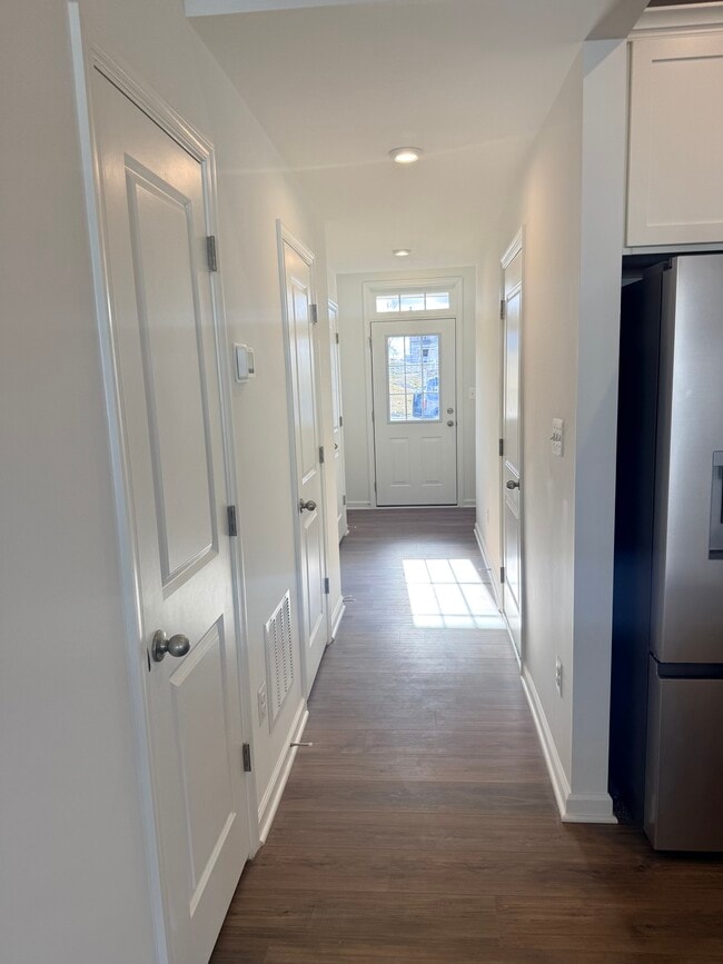 Photo - 620 Slick Terrace