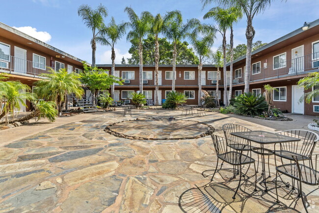 Building Photo - Wilshire Court Apartments