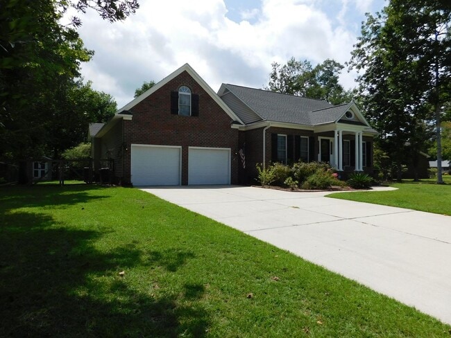 Photo - 300 Taliaferro Ln