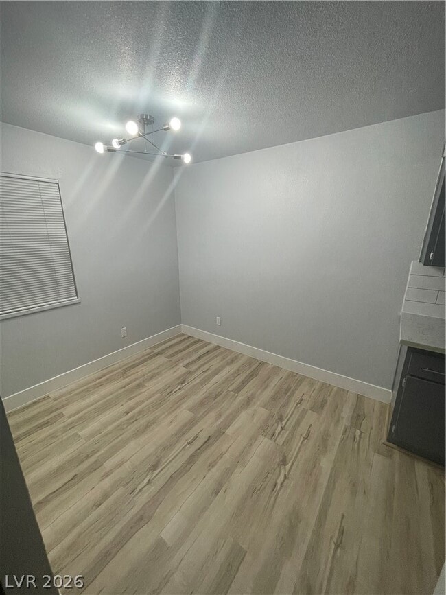 Photo - 466 E Sunset Rd