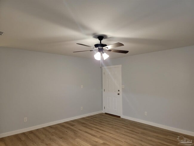 Photo - 7911 Deborah Dr