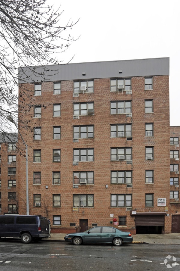 Photo - 148-28 88th Avenue