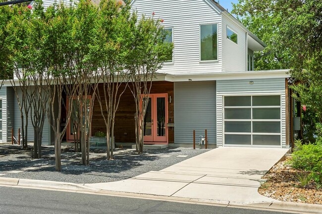 Building Photo - 1302 S 5th St Unit B Rental