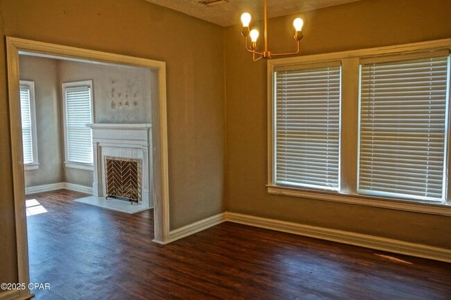 Photo - Beautiful 3/1 with Hardwood Floors in Marianna