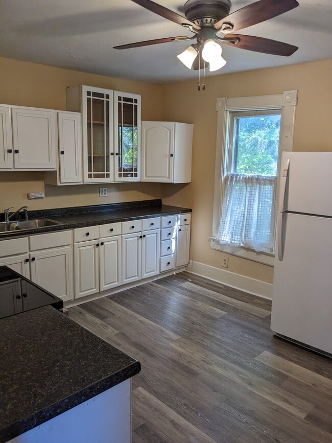 128 Jay St Townhome For Rent in Dayton, OH