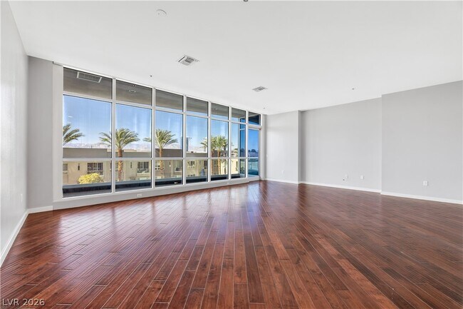 Photo - 4575 Dean Martin Dr Unit 304