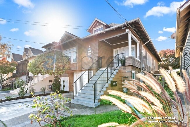 Building Photo - 2518 Lincoln Ave Rental