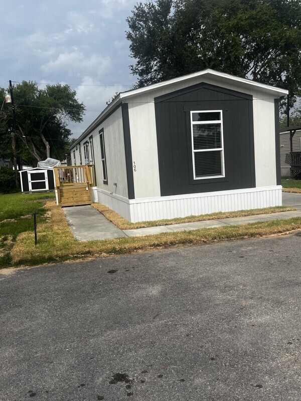 Building Photo - 106 Bonita Ln