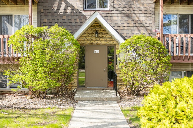 Photo - 218 Madison St