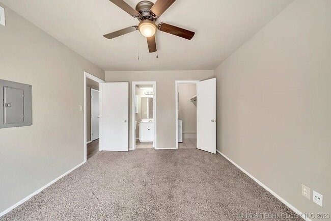 Photo - 6806 S Toledo Ave Unit 405