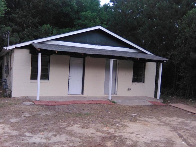 Building Photo - 918 Williams St E