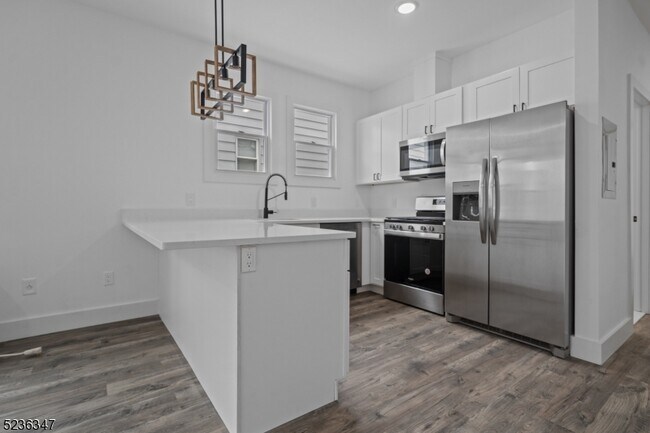 Photo - 531 Beardsley Ave Unit 101