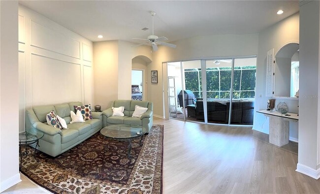 Photo - 8870 Huntington Pointe Dr