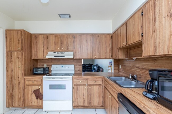 Photo - 6989 NW 29th Ln