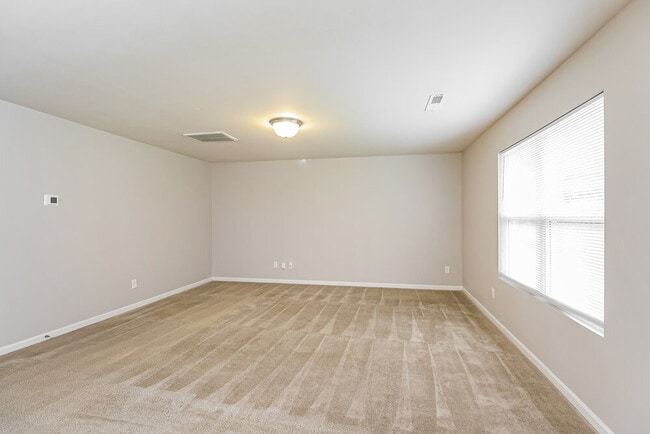 164 Autumn Bluff Cir