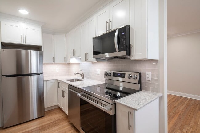 Photo - Regency Manor: In-Unit Washer & Dryer, Cold Water Included, Cat & Dog Friendly, and Custom Closets