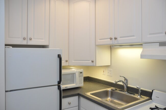 Photo - 147 Pearl St Unit 7