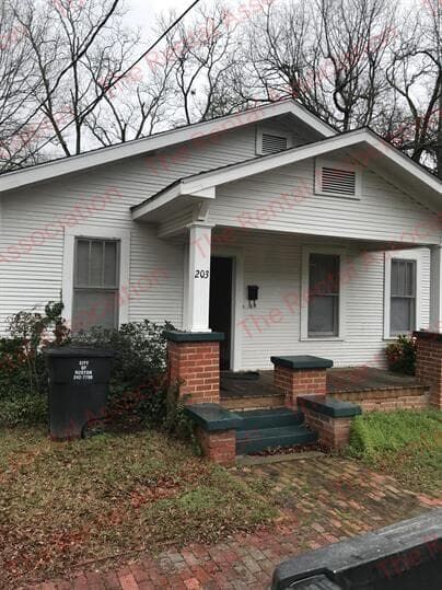 Photo - 203 S Farmerville St House