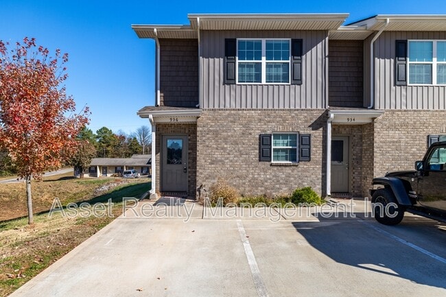 Photo - 936 Warrior Hill Dr