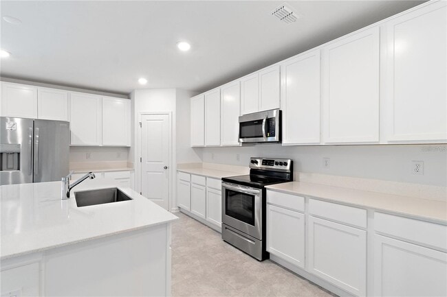 Photo - 1028 Holden Wy