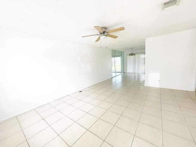 Photo - 2304 Seaside Dr