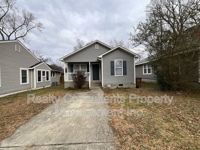 Building Photo - 1702 Marion St