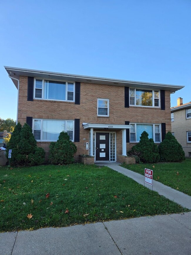 Building Photo - 4333 Britta Dr Unit 4333 - 4
