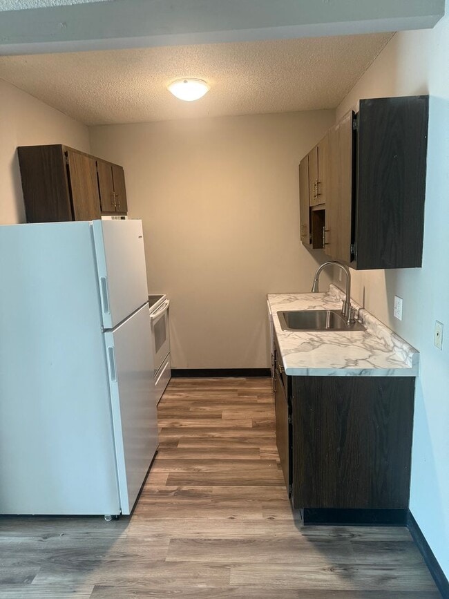 Photo - Comfortable 2BR Apartment in SW CoMo Unit 106