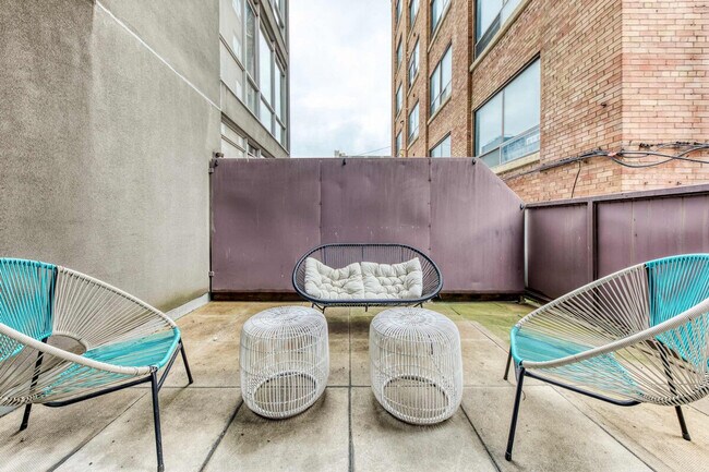 Photo - 25 Gore Vale Ave Unit SI ID1054296P