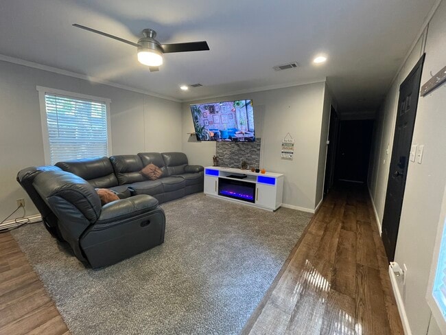Photo - 12500 Aldine Westfield Rd