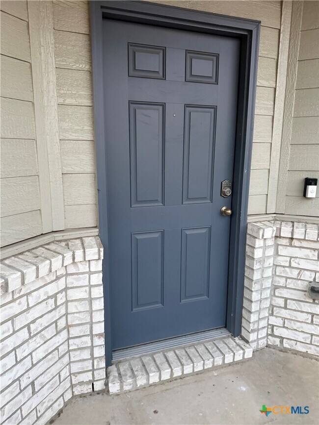 Photo - 328 Havarti Wy