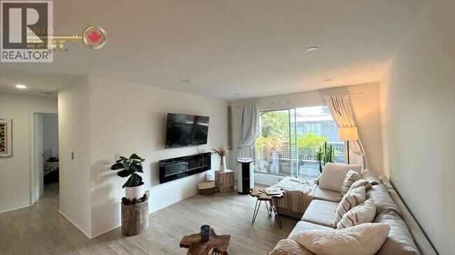 809 16th St W Unit 209