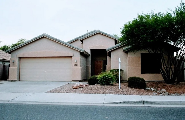 Building Photo - 6342 S Neuman Pl