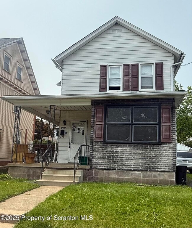 Photo - 205 2nd St Apartment