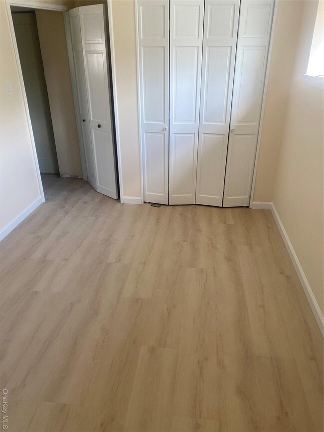 Photo - 47 Bowling Ln