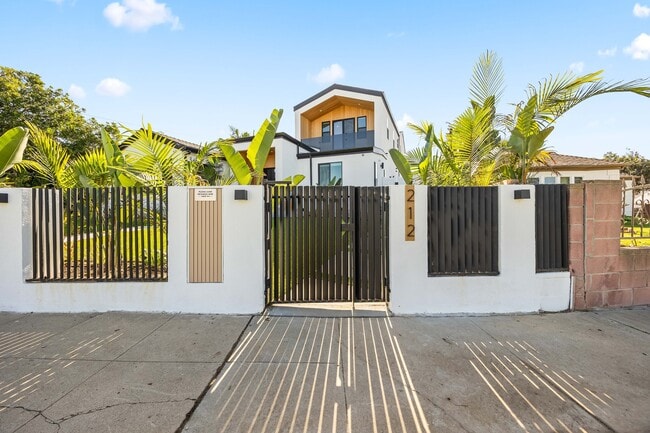 Photo - 212 W 64th St Unit A