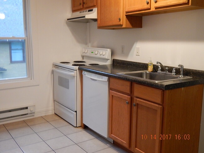 Photo - 719 Johnson Ave