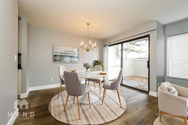 Photo - 2415 Sycamore Glen Dr Unit 4