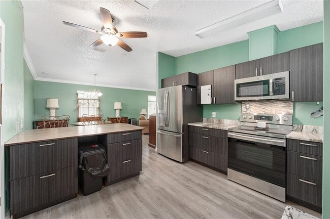 Photo - 1401 W Schwartz Blvd