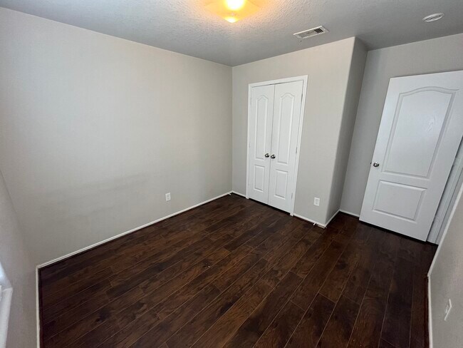 Photo - 21335 Finbury Oaks Ln