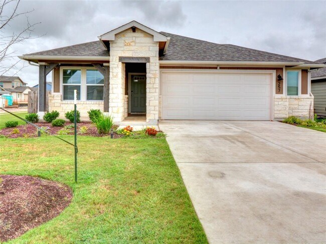 Photo - 257 Fossil Dr
