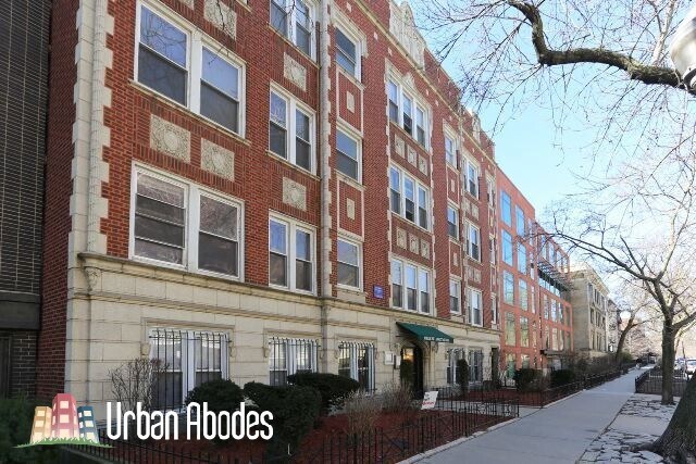 Building Photo - 515 W Melrose St Unit A05C