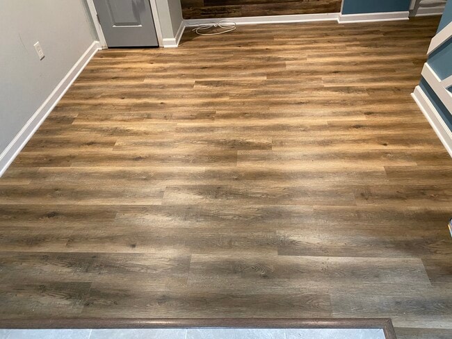 Photo - 5804 Berwyn Rd