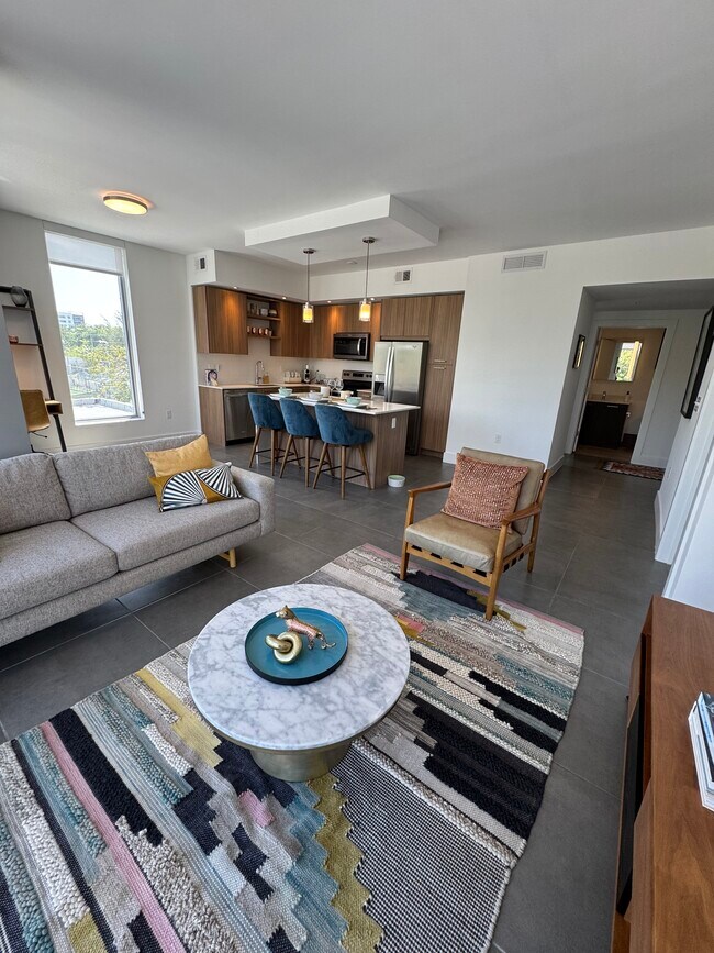 Photo - 29 NW 28th St Unit C3