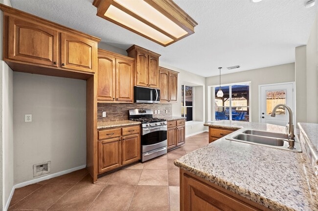 Photo - 11118 Sprucedale Ct