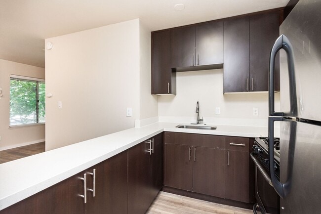Photo - Riverbend Apartments