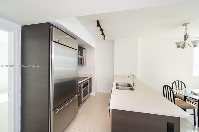 Photo - 55 SE 6th St Unit 2210