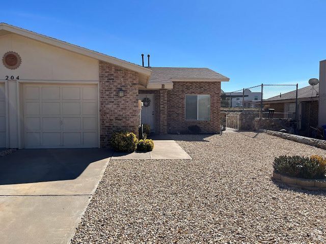 Building Photo - 204 Cutlass Dr Rental